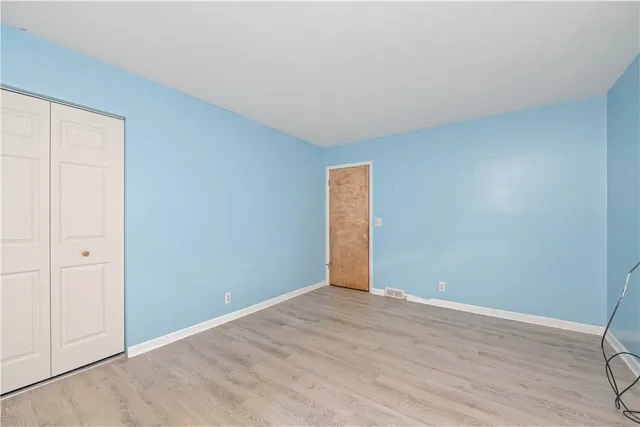 $174,900 | 217 Rosecroft Drive, Greece, NY 14616