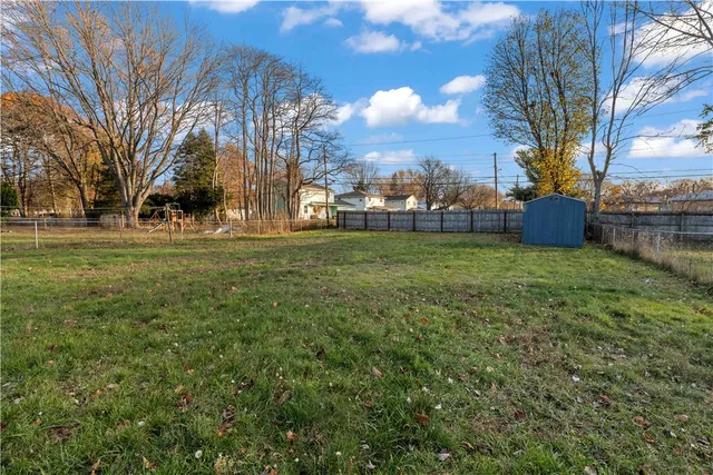 $174,900 | 217 Rosecroft Drive, Greece, NY 14616