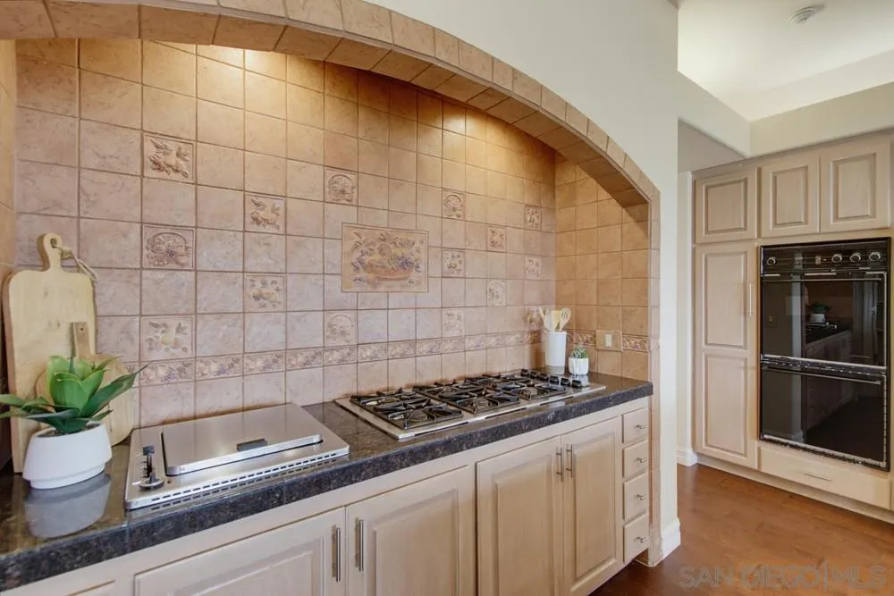 18103 Via Ascenso Rancho Santa Fe, CA 92067 - Photo 16 of 71