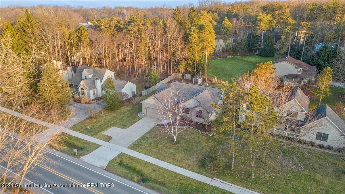 3903 West Herbison Road Dewitt, MI 48820 - Photo 44 of 51 44-Media Jett-7