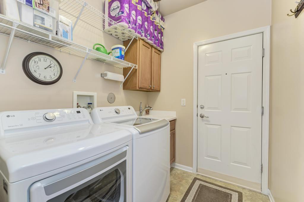 2886 Edgewater Drive Elgin, IL 60124 - Photo 23 of 31
