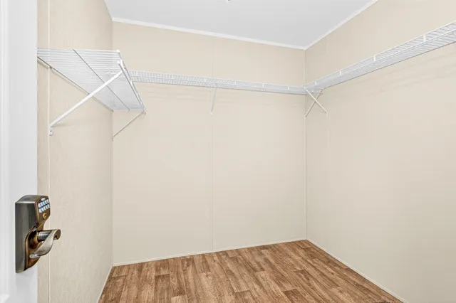 $199,000 | 32 East Lake Road, Huntsville, TX 77340