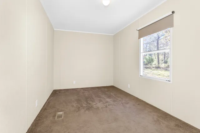 $199,000 | 32 East Lake Road, Huntsville, TX 77340