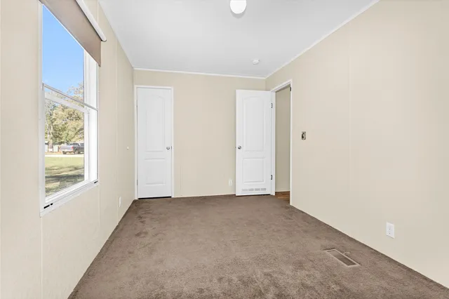 $199,000 | 32 East Lake Road, Huntsville, TX 77340