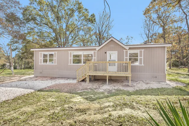 $199,000 | 32 East Lake Road, Huntsville, TX 77340