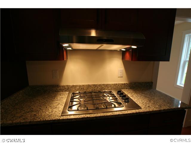 5007 Sylvan Road Richmond, VA 23225 - Photo 15 of 16 Kitchen