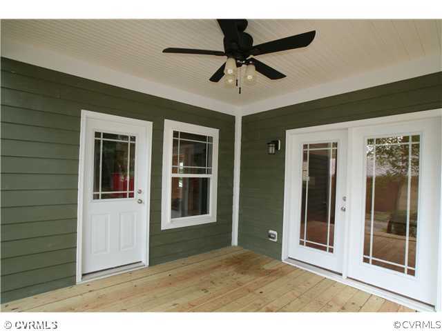 5007 Sylvan Road Richmond, VA 23225 - Photo 5 of 16 Porch - Rear coverd porch off the family room, cei