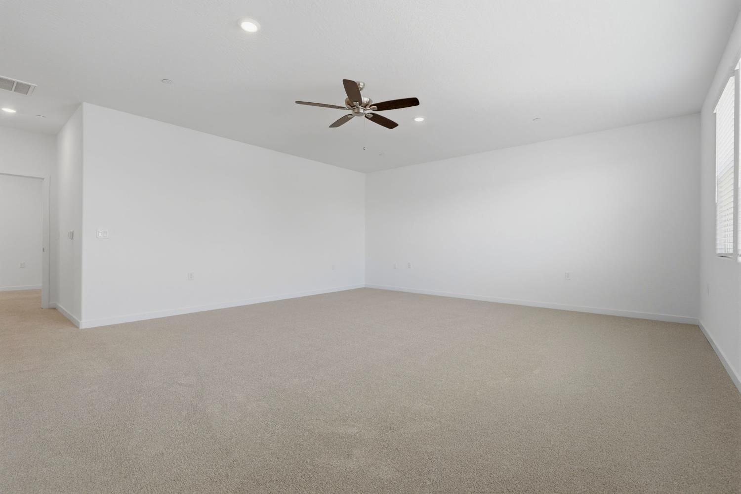 3937 Buttercup Road Madera, CA 93636 - Photo 44 of 74