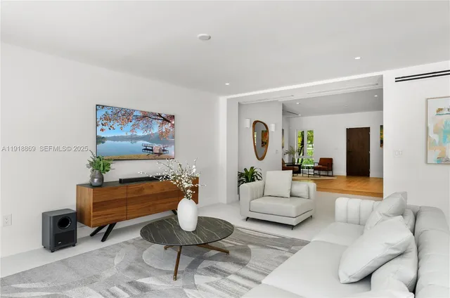 $2,800,000 | 45 Northeast 104th Street, Miami Shores, FL 33138