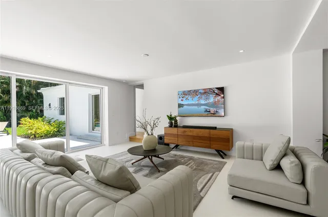 $2,800,000 | 45 Northeast 104th Street, Miami Shores, FL 33138