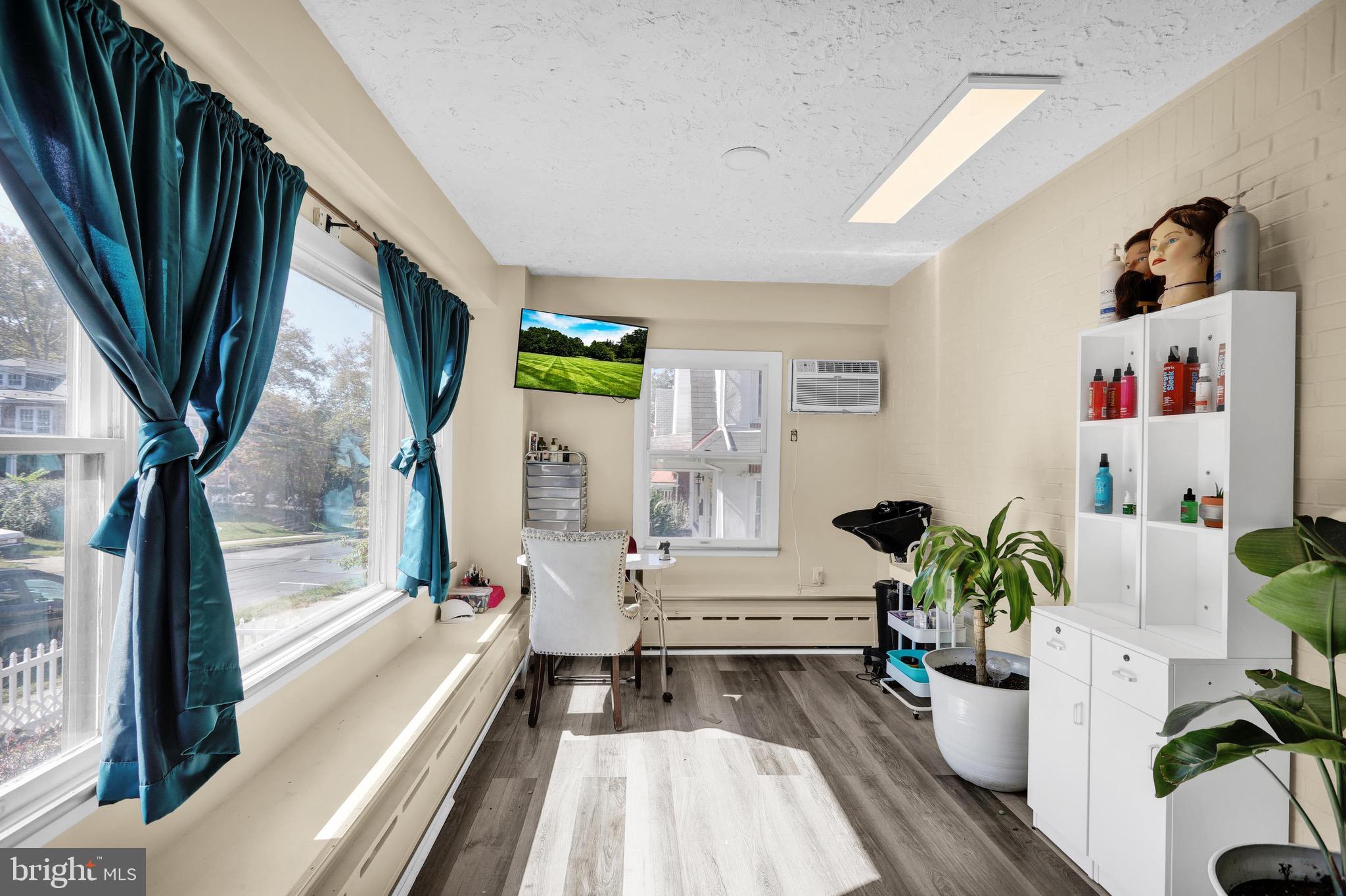 1511 Union Street Reading, PA 19604 - Photo 28 of 37 a view of living room with furniture and a flat screen tv