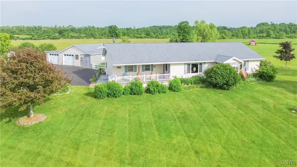 $289,000 | 23214 County Route 59, Dexter, NY 13634