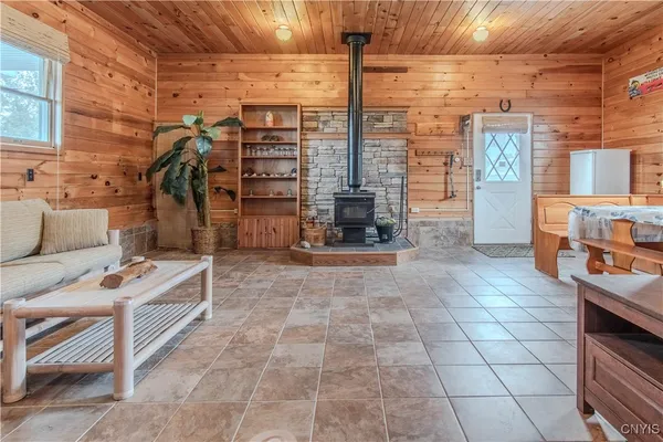 $289,000 | 23214 County Route 59, Dexter, NY 13634