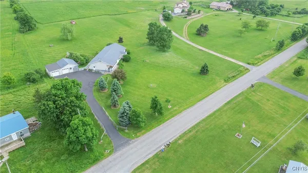 $289,000 | 23214 County Route 59, Dexter, NY 13634