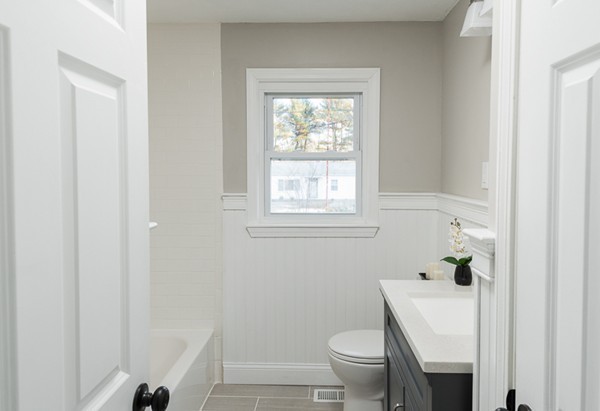 40 Franklin Road Hanover, MA 02339 - Photo 15 of 23 Gallery Image 15