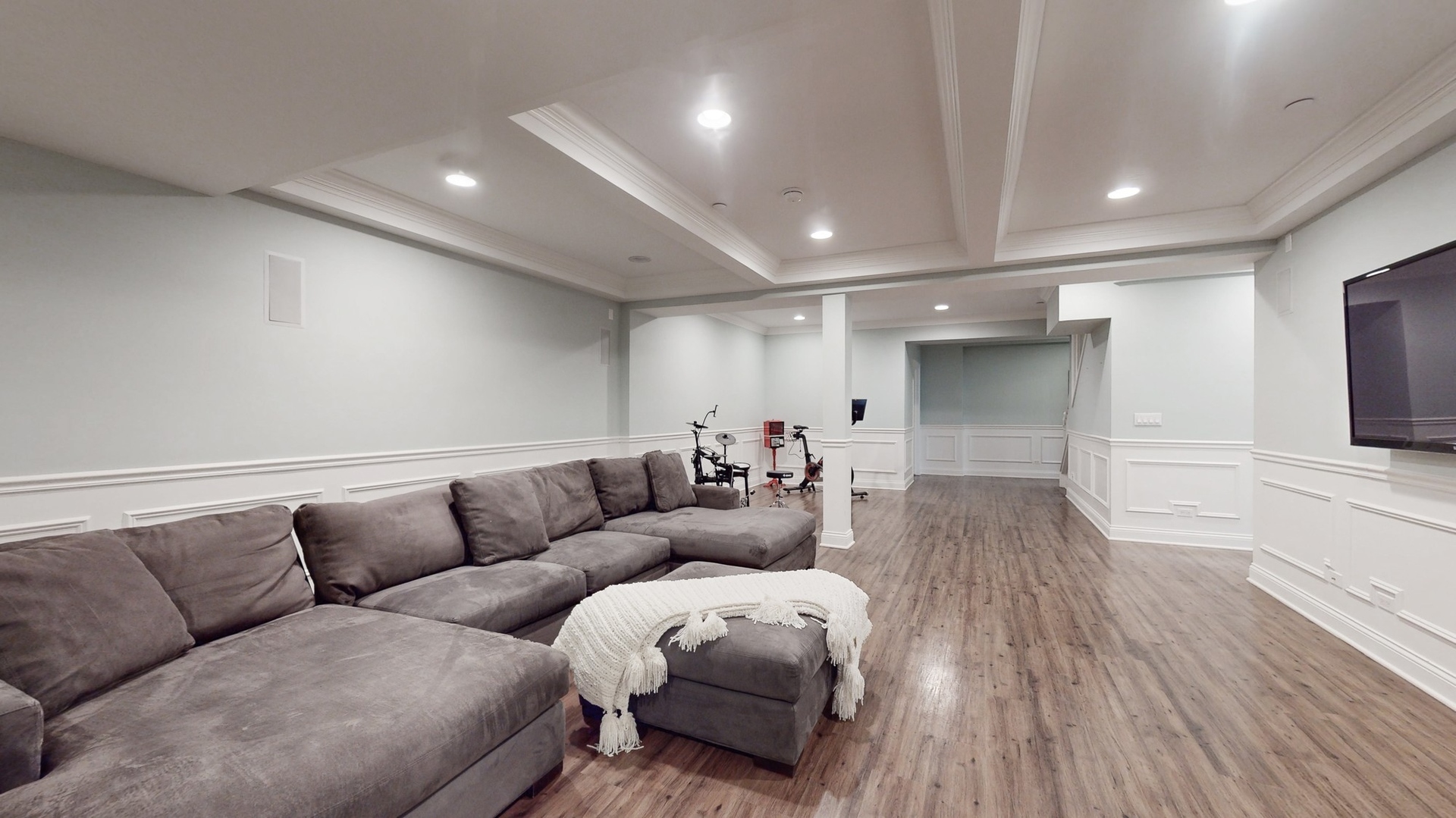 930 South Hamlin Avenue Park Ridge, IL 60068 - Photo 31 of 45 Gallery Image 31