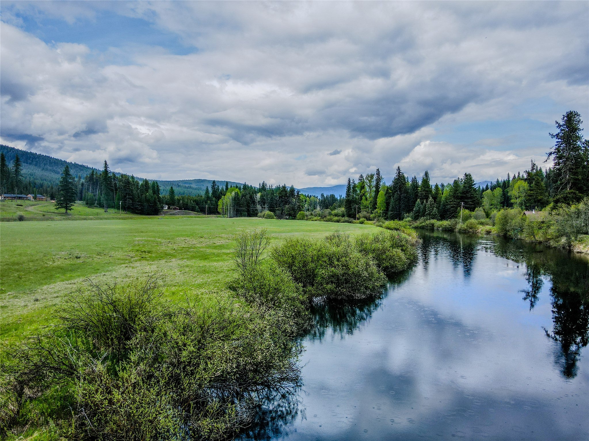 28044 Yaak River Road Troy, MT 59935 - Photo 19 of 26 Gallery Image 19