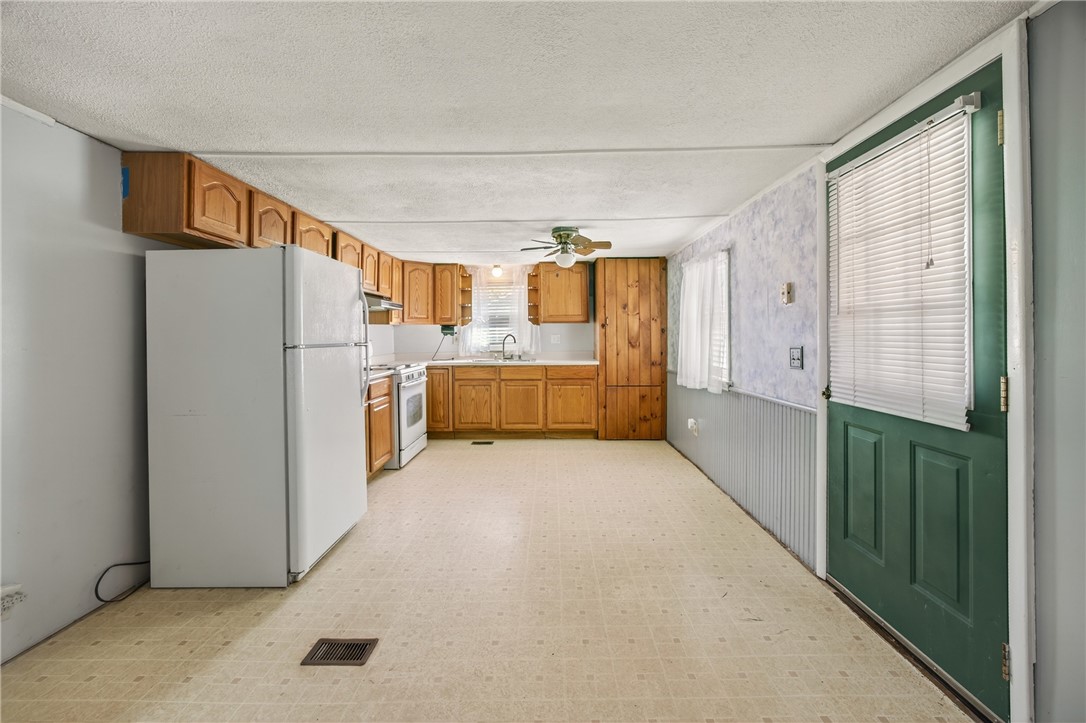 22 Washington Street Starkey, NY 14837 - Photo 6 of 30