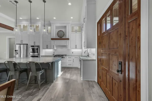 $929,900 | 167 Dogwood Trace, Brandon, MS 39042