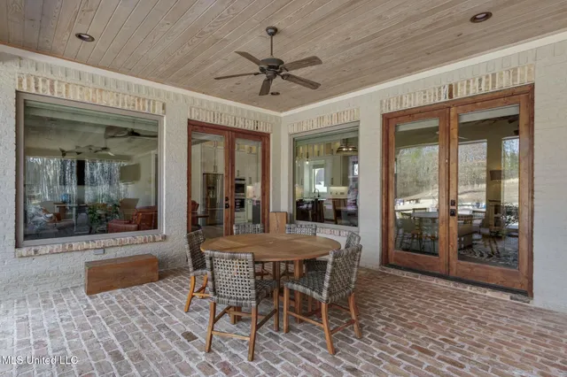 $929,900 | 167 Dogwood Trace, Brandon, MS 39042