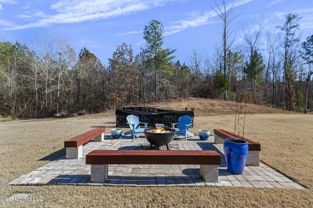 $929,900 | 167 Dogwood Trace, Brandon, MS 39042