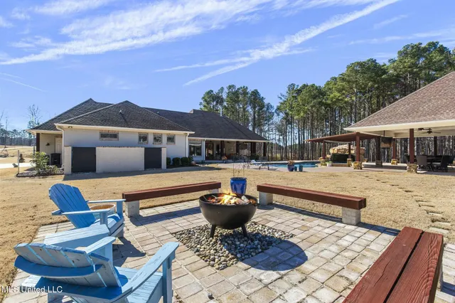 $929,900 | 167 Dogwood Trace, Brandon, MS 39042