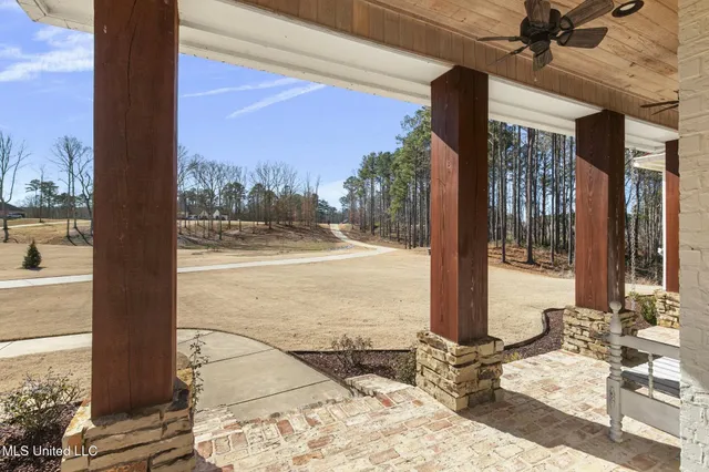 $929,900 | 167 Dogwood Trace, Brandon, MS 39042