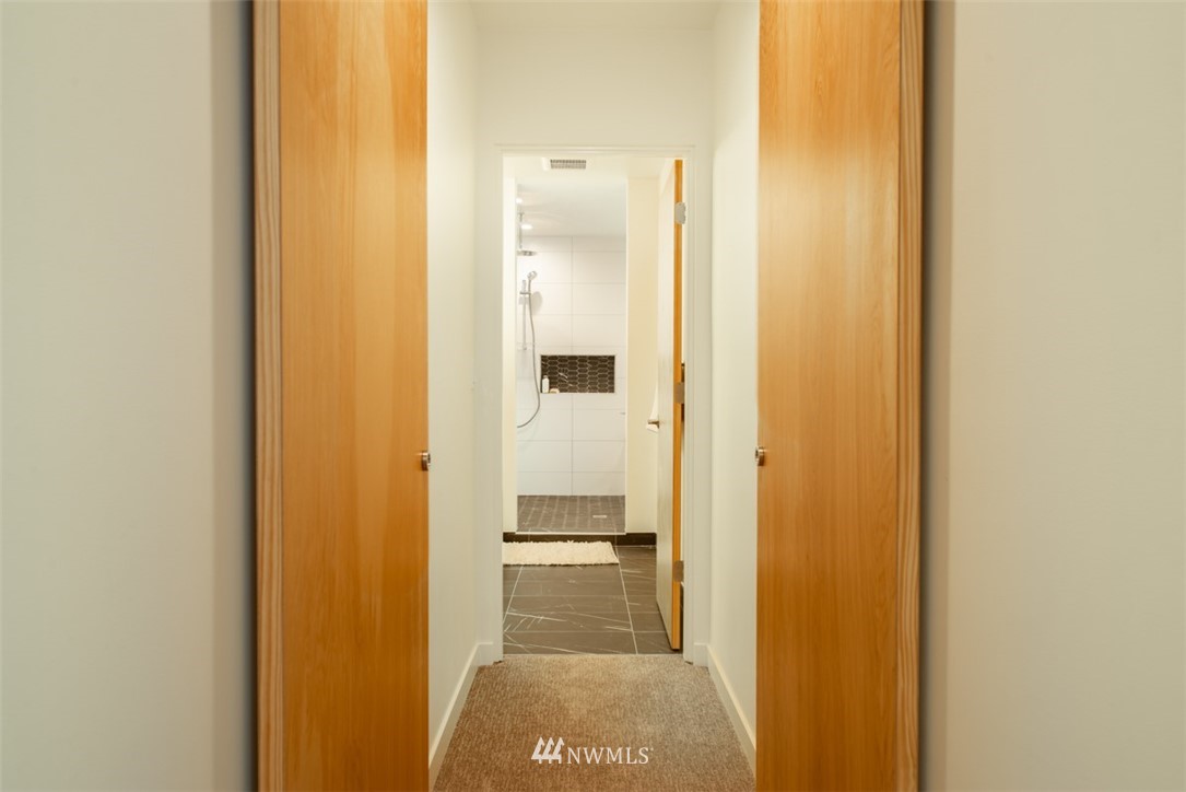940 North 77th Street Seattle, WA 98103 - Photo 14 of 25 Gallery Image 14