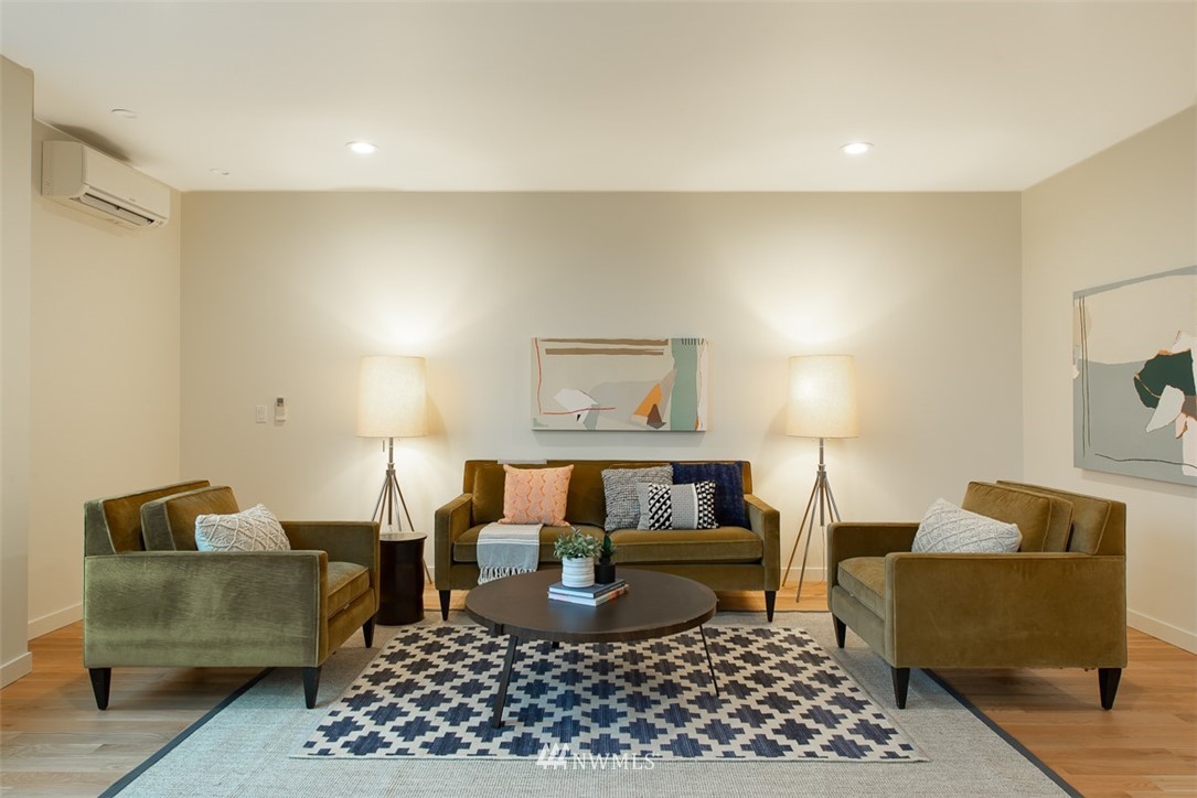 940 North 77th Street Seattle, WA 98103 - Photo 4 of 25 Gallery Image 4