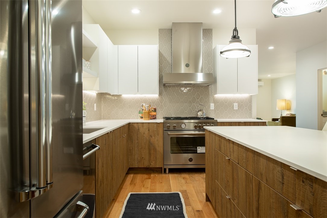 940 North 77th Street Seattle, WA 98103 - Photo 8 of 25 Gallery Image 8
