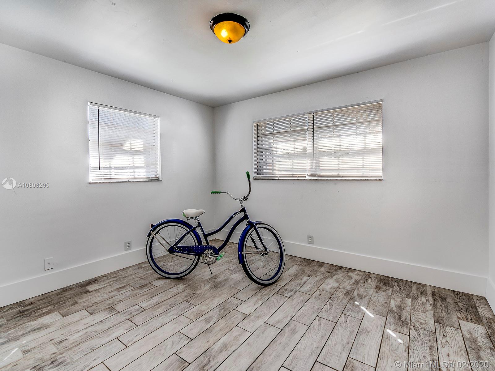 8317 Fairway Road Sunrise, FL 33351 - Photo 11 of 15 Gallery Image 11