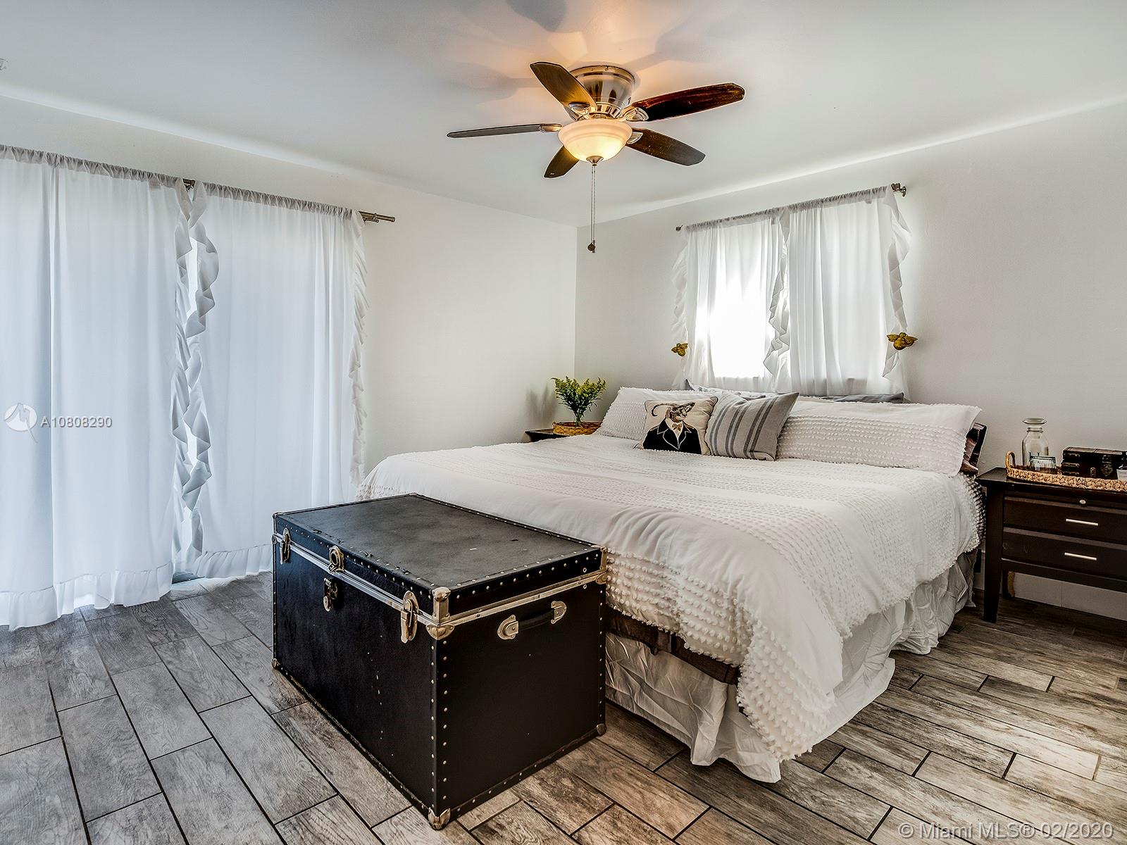 8317 Fairway Road Sunrise, FL 33351 - Photo 7 of 15 Gallery Image 7