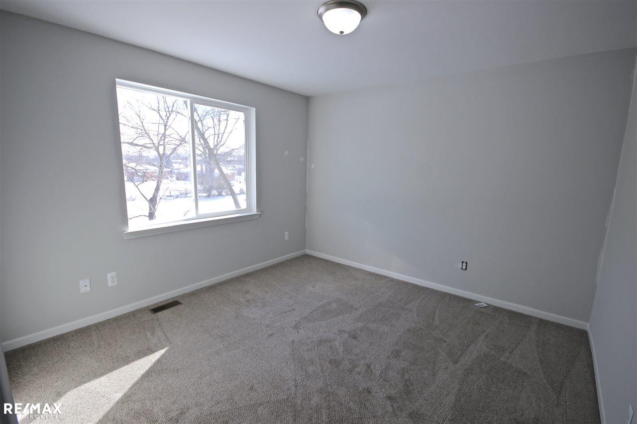 33452 Klein Road Fraser, MI 48026 - Photo 26 of 37 31351453-25.JPG
