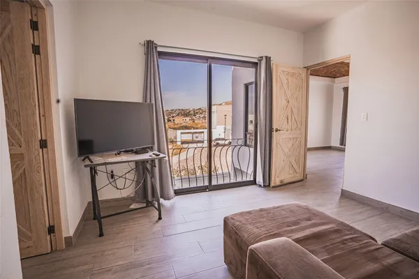 $365,000 | 17 Calle Circuito El Suspiro Kyles Ford, Kyles Ford, TN 37765