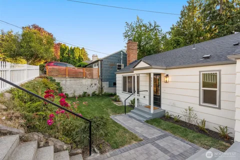 $1,425,000 | 3613 40th Avenue West, Seattle, WA 98199