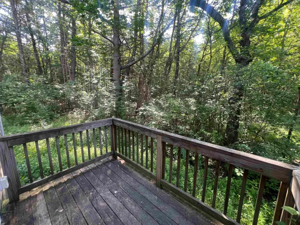 $3,050 | 27 Clancy Drive, Dover, NH 03820