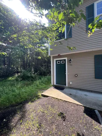 $3,050 | 27 Clancy Drive, Dover, NH 03820
