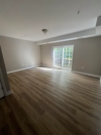 $3,050 | 27 Clancy Drive, Dover, NH 03820