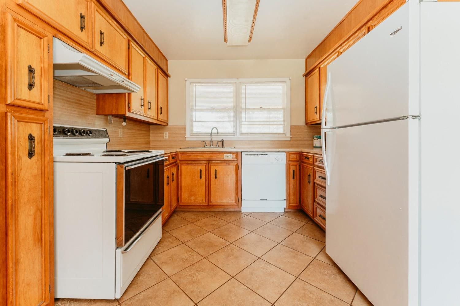 2803 57th Street Lubbock, TX 79413 - Photo 4 of 21 Photo 4