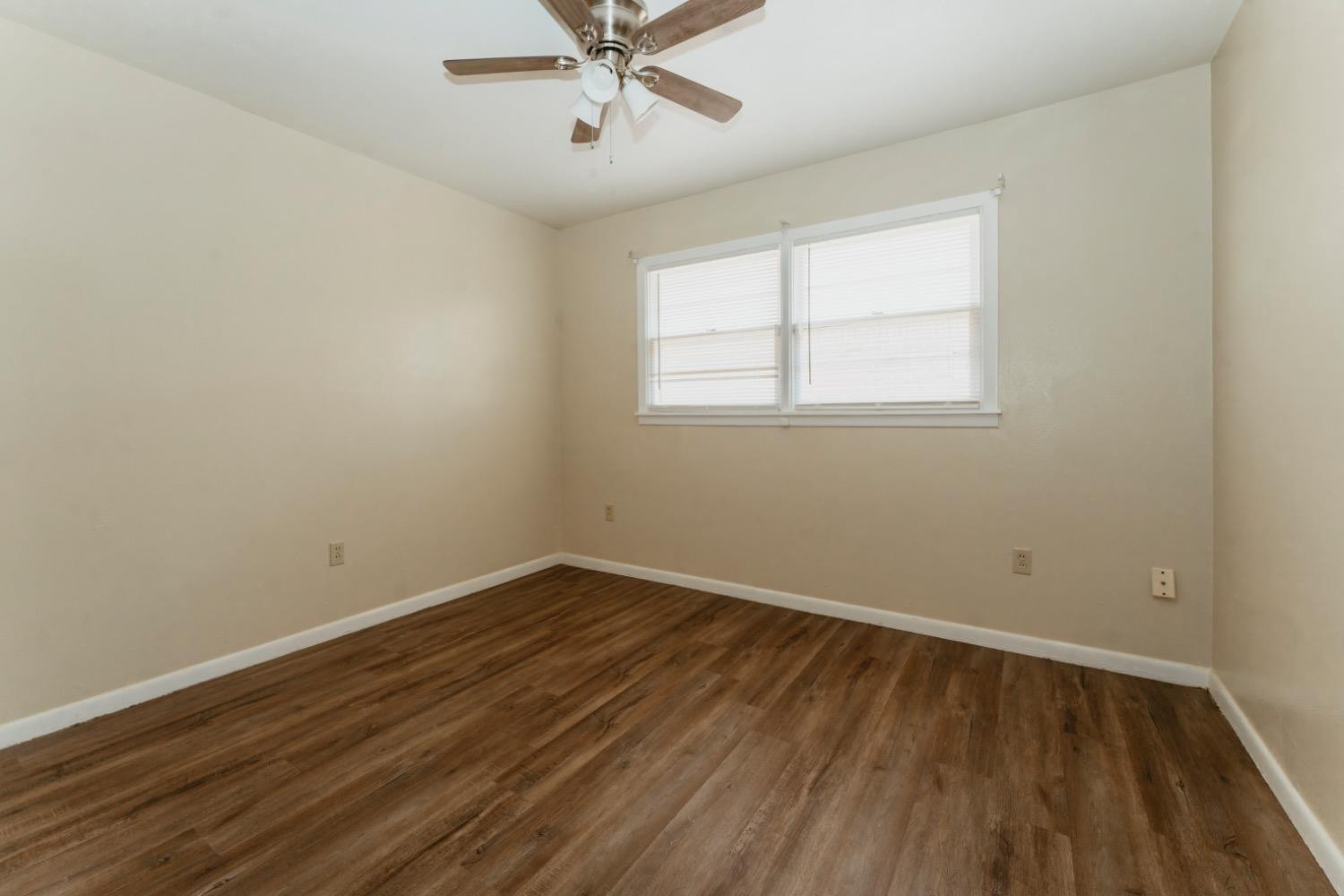 2803 57th Street Lubbock, TX 79413 - Photo 8 of 21 Photo 8