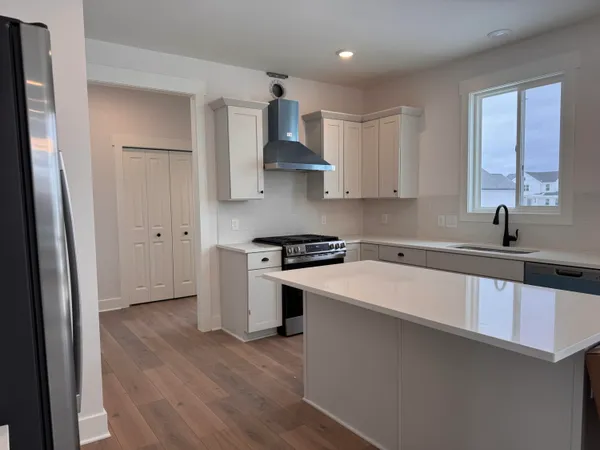$614,900 | 8288 Eagle Peak Drive, Jenison, MI 49428