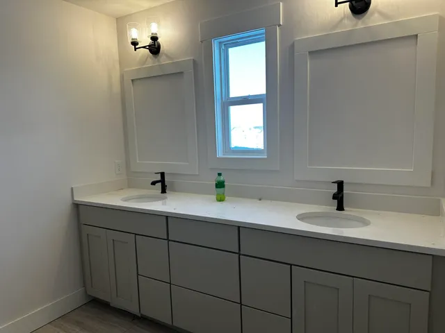 $614,900 | 8288 Eagle Peak Drive, Jenison, MI 49428