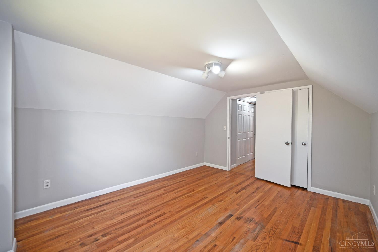 1301 Voll Road Cincinnati, OH 45230 - Photo 31 of 54 Gallery Image 31