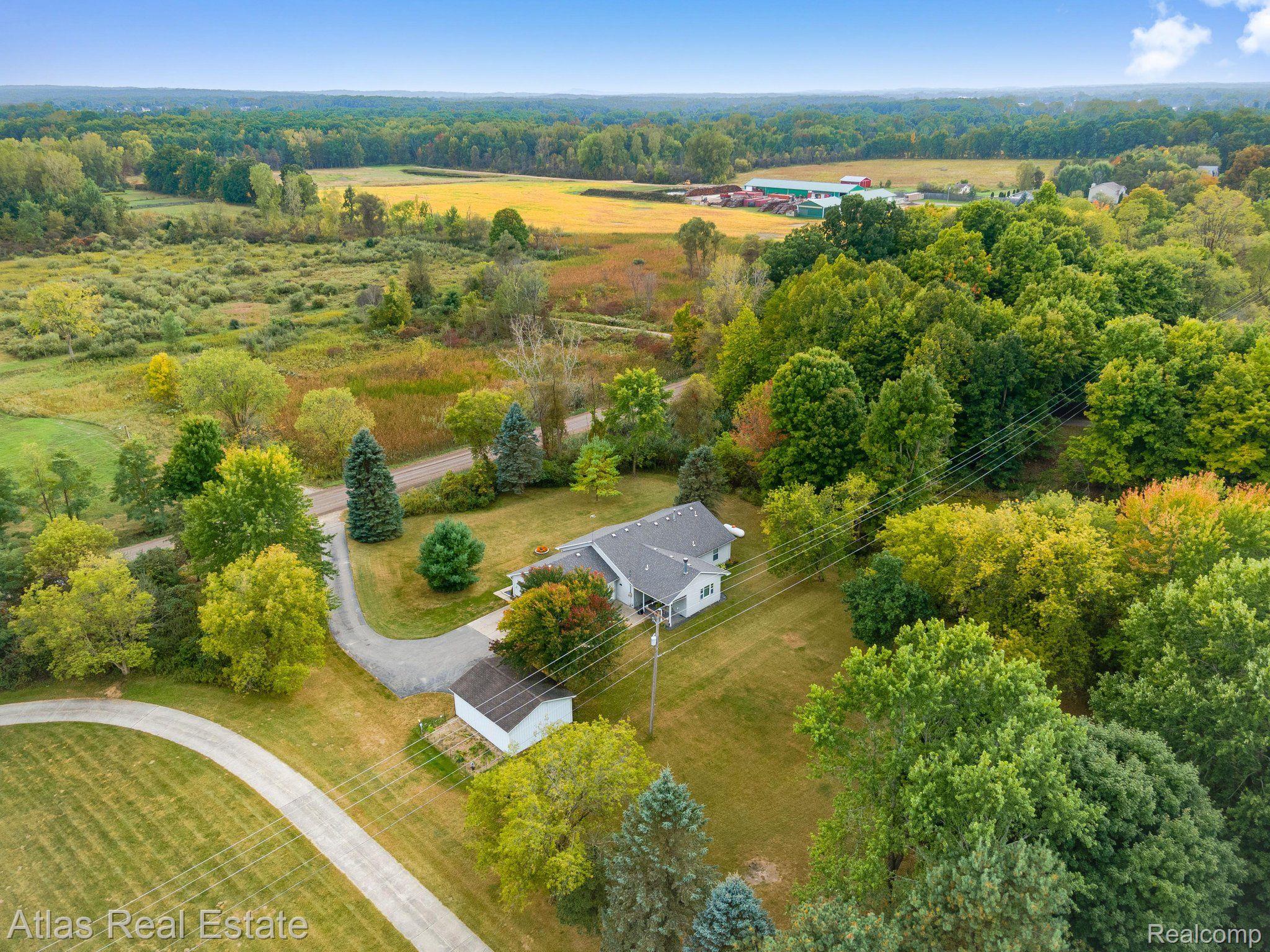 11401 Green Road Goodrich, MI 48438 - Photo 4 of 50 Gallery Image 4