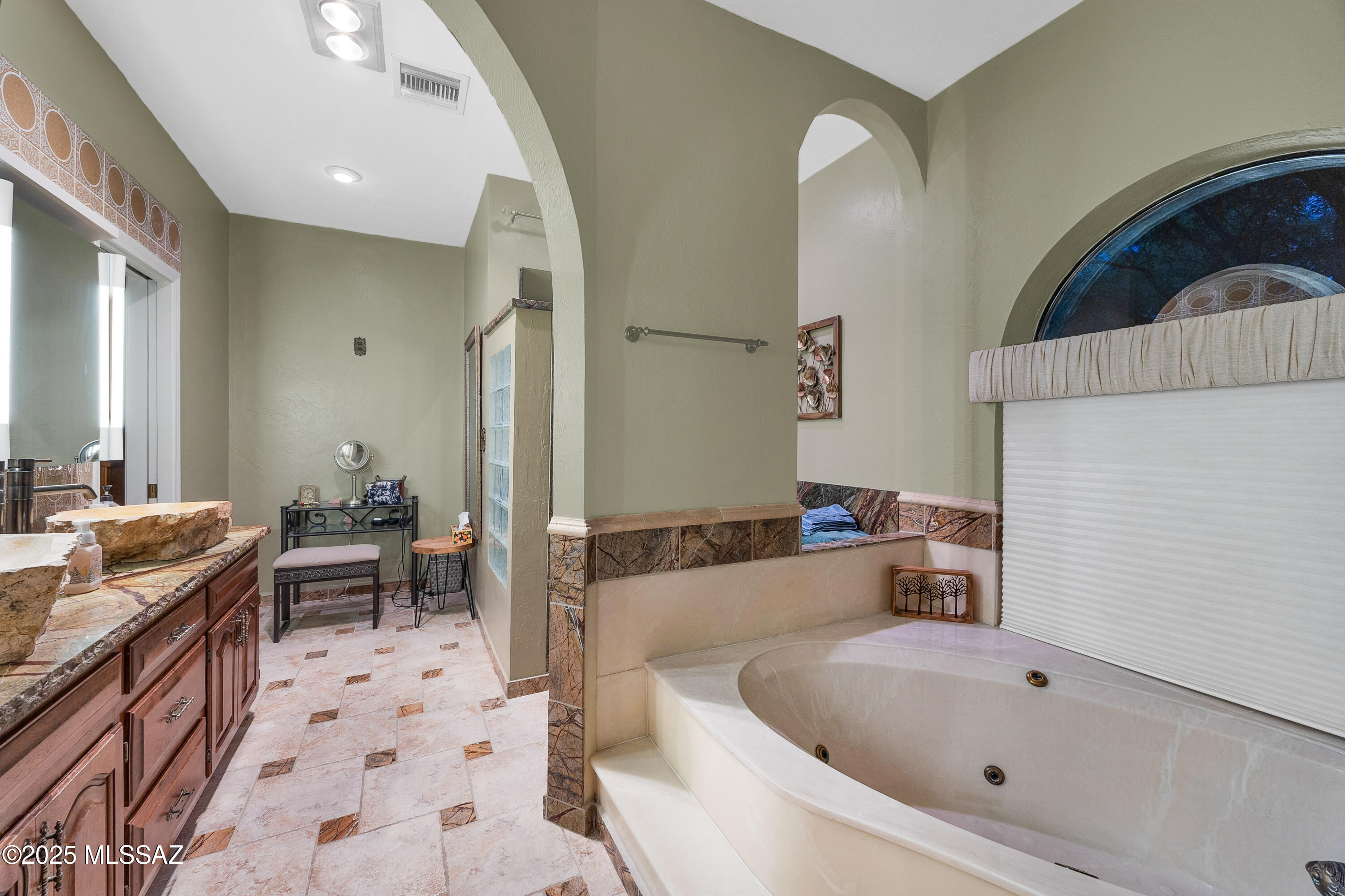 11260 East Prince Road Tucson, AZ 85749 - Photo 18 of 51 Gallery Image 18