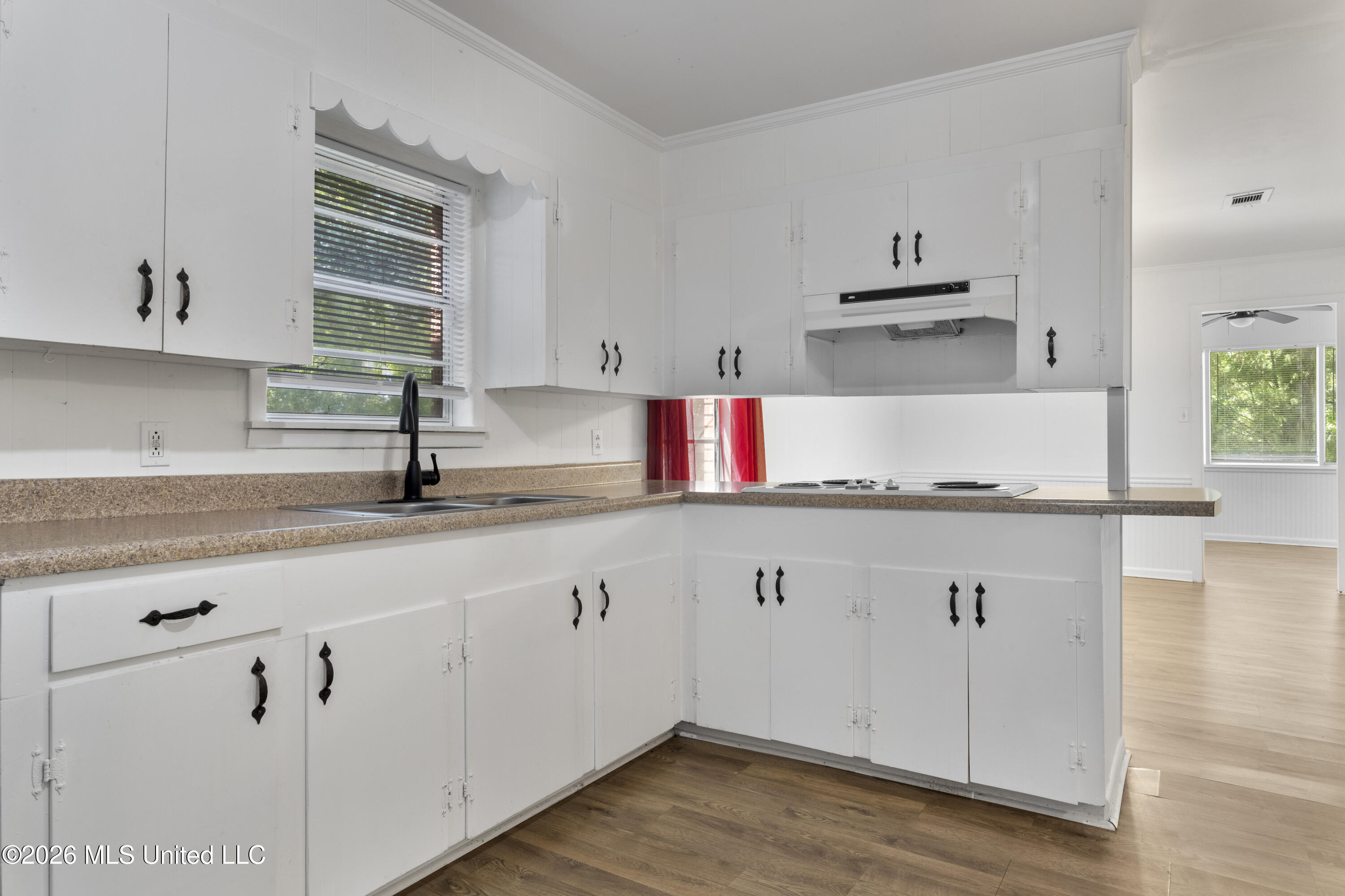 2408 Callie Road Gautier, MS 39553 - Photo 12 of 29 00011