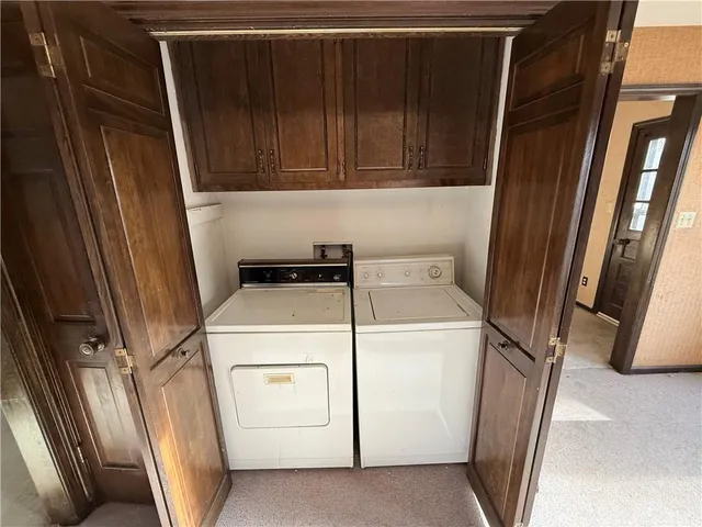 $211,900 | 7026 Lakeshore Drive, Raytown, MO 64133