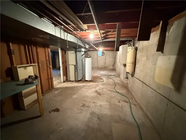 $211,900 | 7026 Lakeshore Drive, Raytown, MO 64133