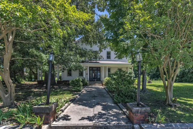 $415,000 | 118 North 7th Street, Smithfield, NC 27577