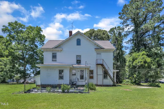 $415,000 | 118 North 7th Street, Smithfield, NC 27577